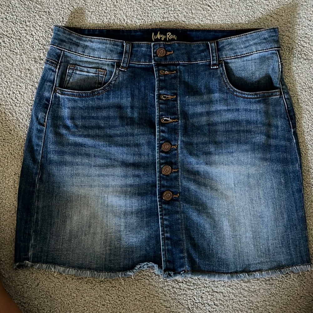 Denim skirt